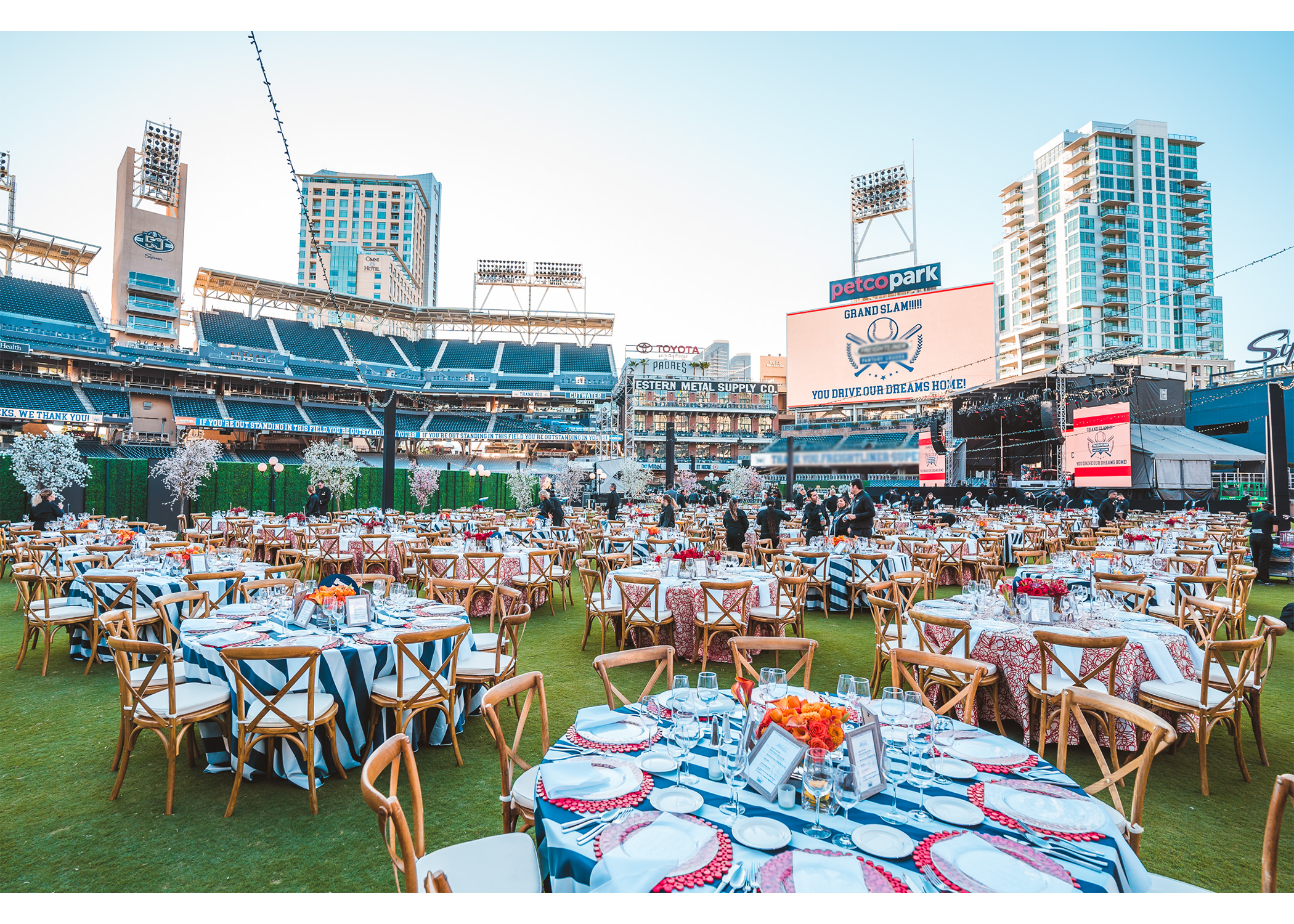 Petco_Park_Picture.png