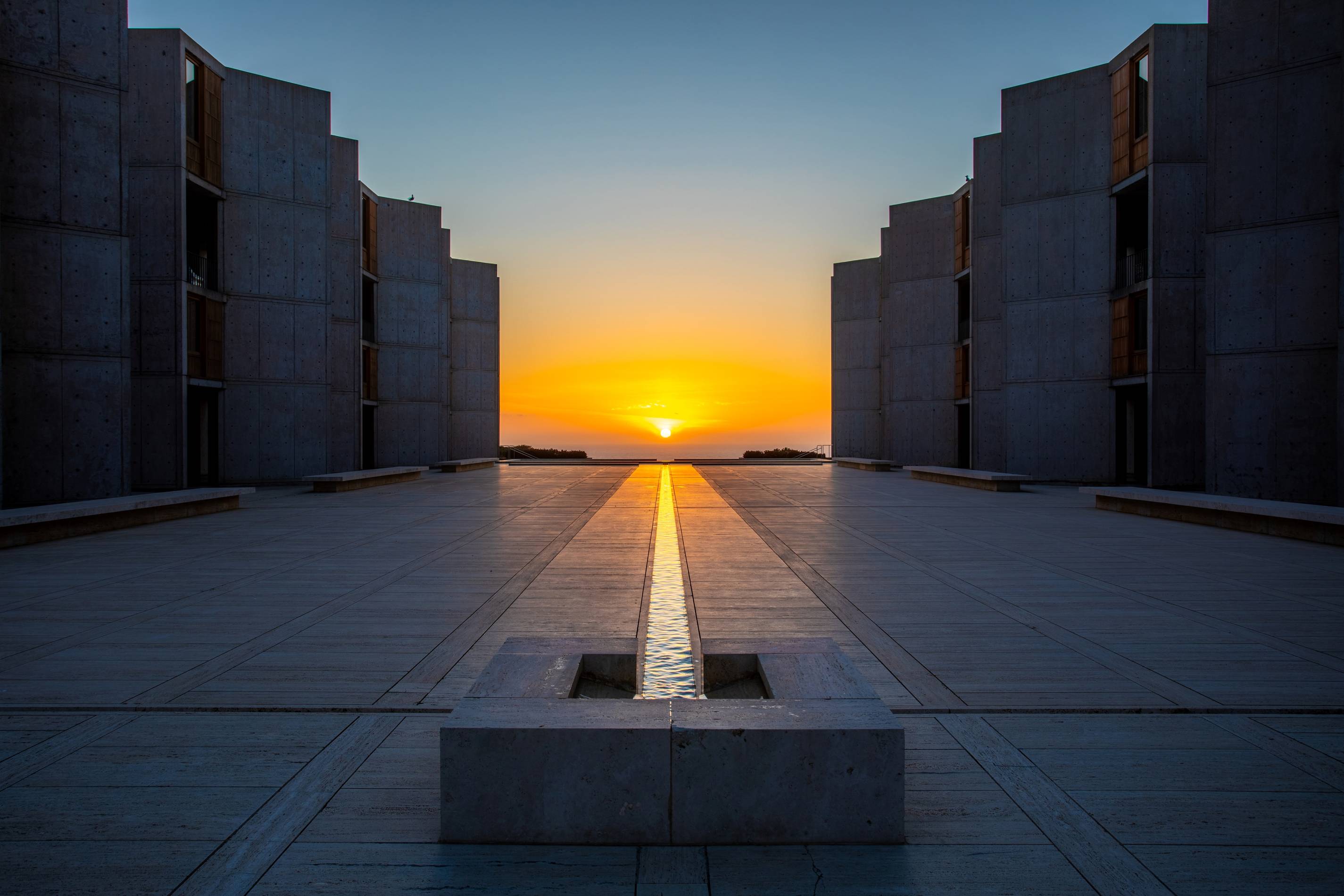 Louis Vuitton Announces Cruise Show To Be Held At The Salk Institute